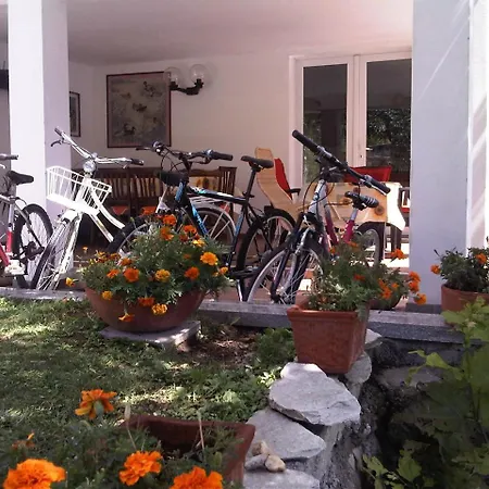 Sleeps 6 דירה