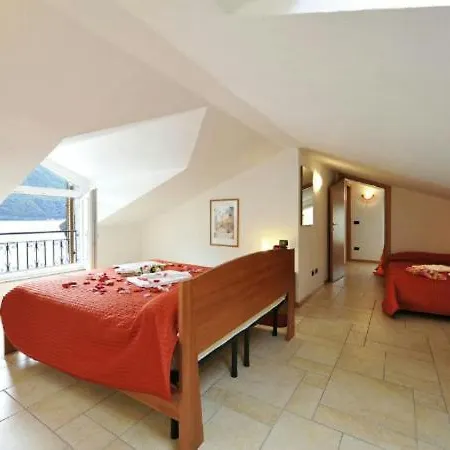 Sleeps 6 *